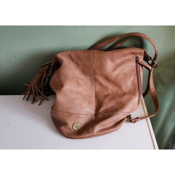 Fiorelli Crossbody Pebbled Texture Bag/Backpack - Picture 4 of 8